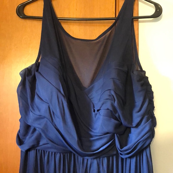 David’s Bridal bridesmaid gown - Picture 2 of 8